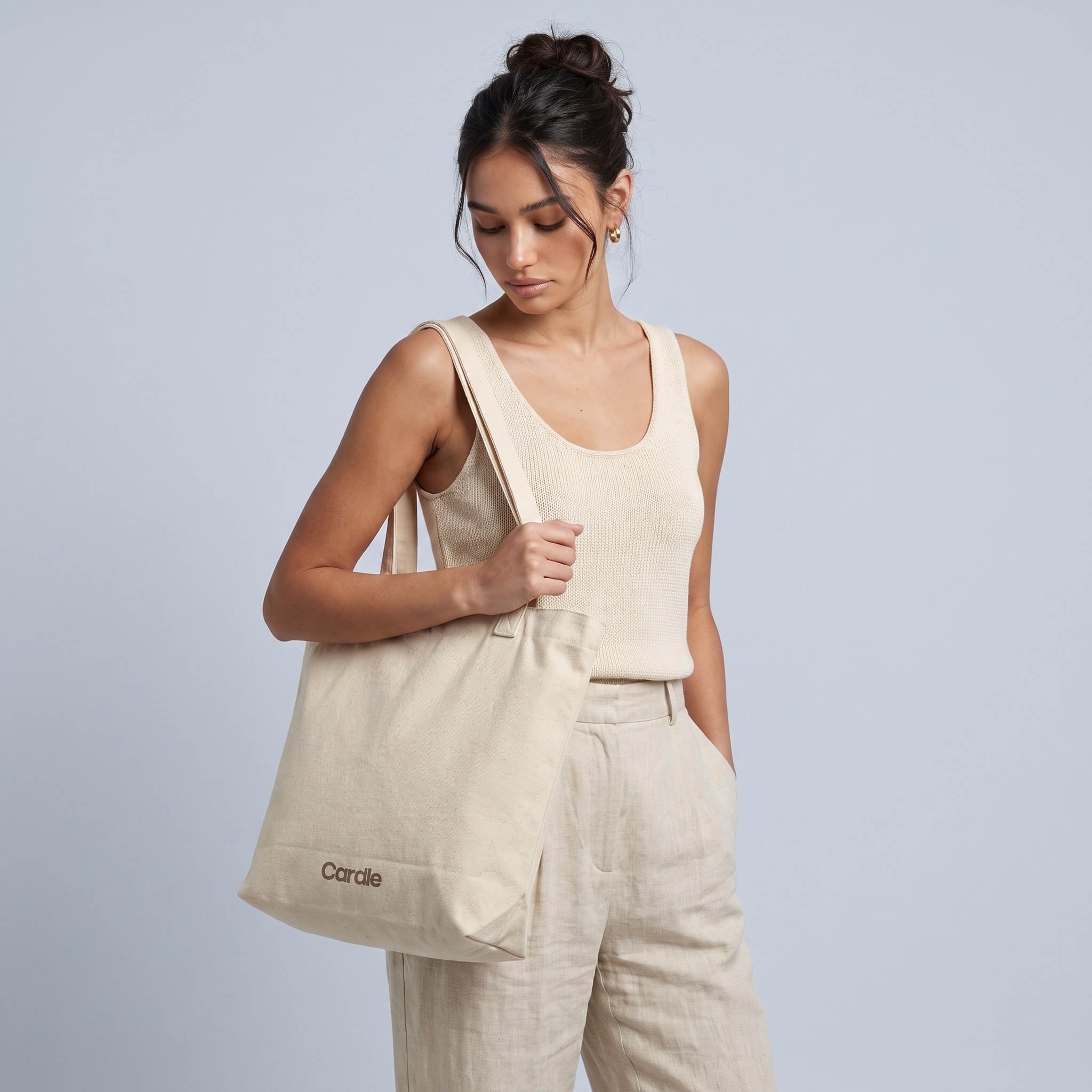Essential Tote – image 2 | Cardle